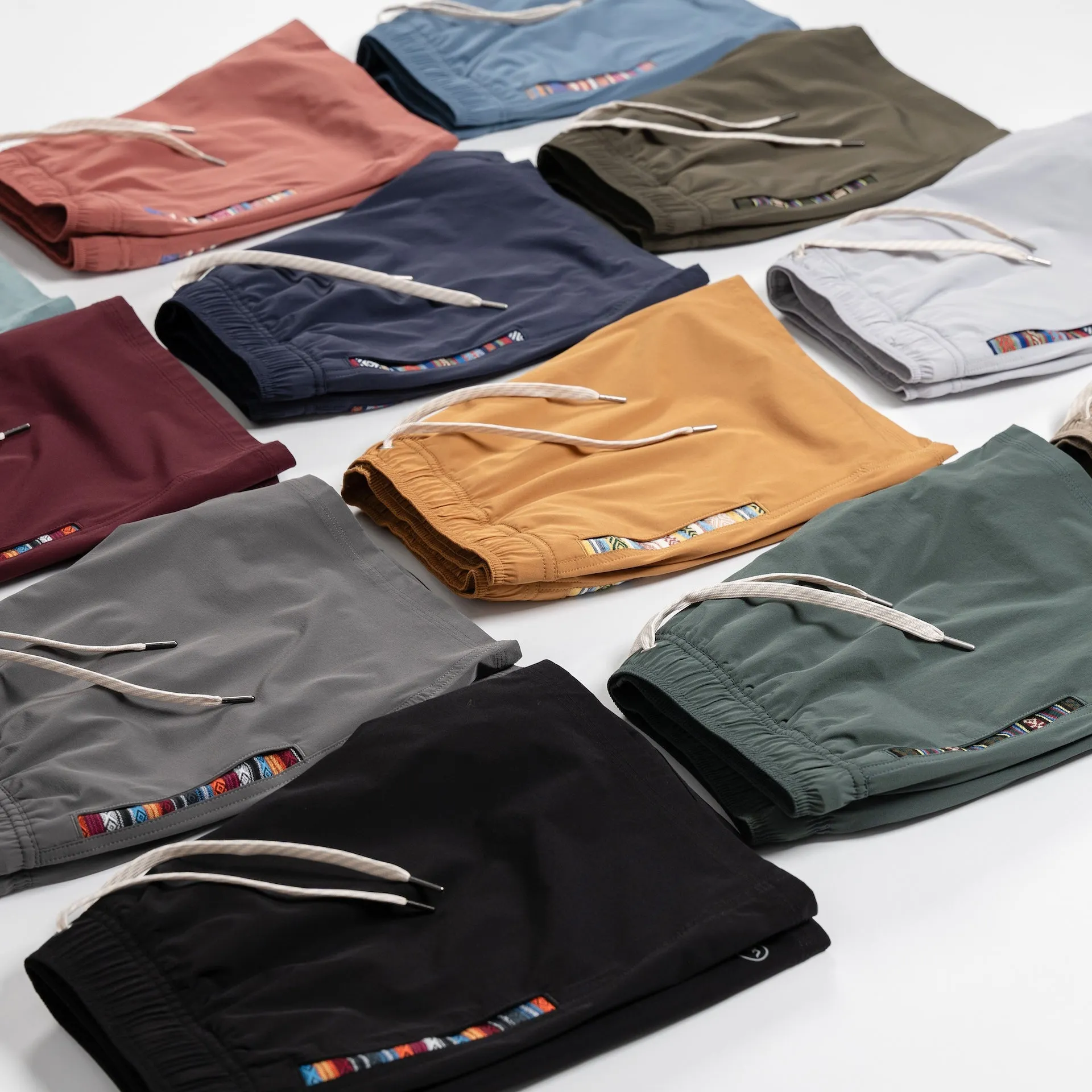 Flow 2.0 Short (Athletic) - Chalk 5.5" & 7" - Linerless