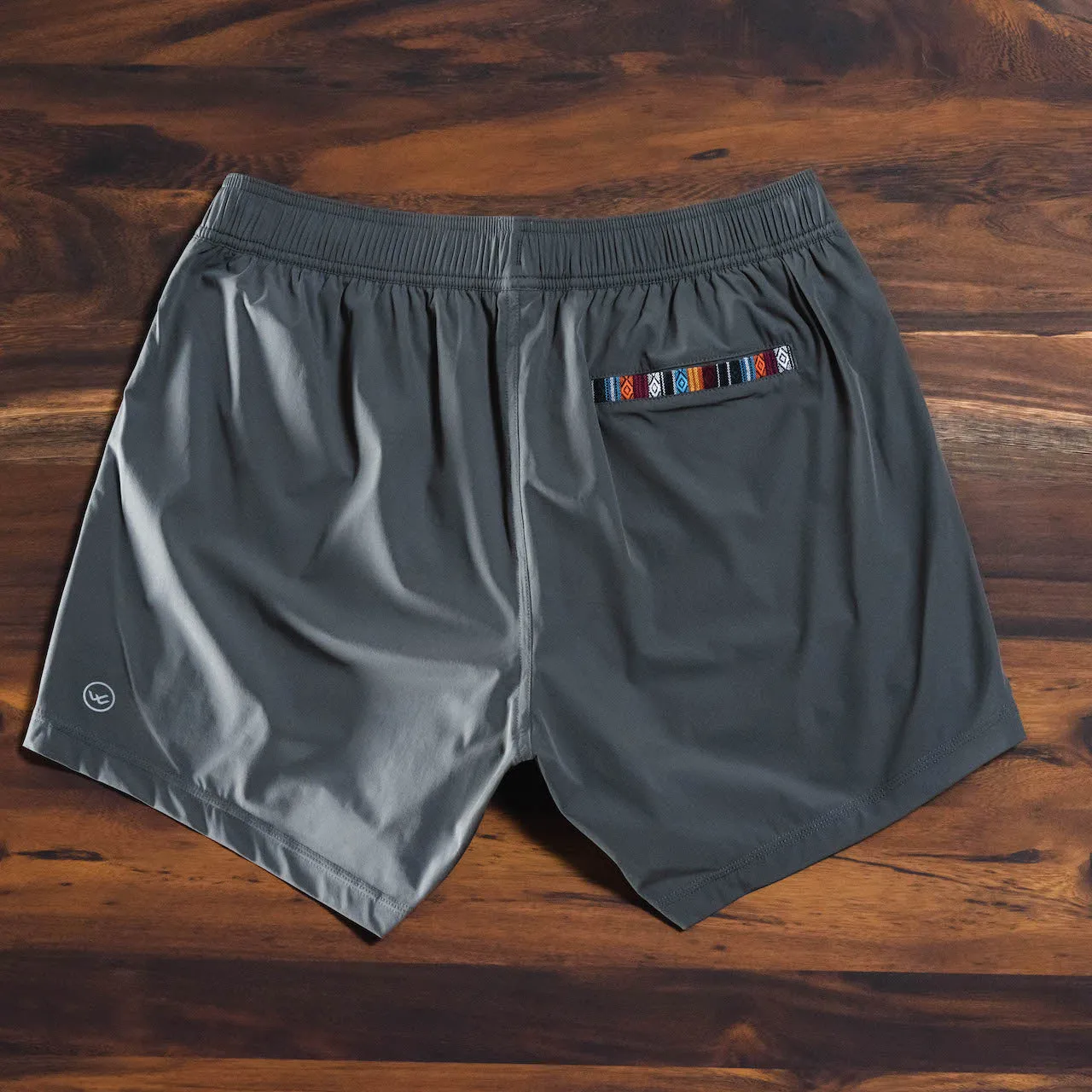 Flow Short (Athletic) - Charcoal 5.5" & 7" - Linerless