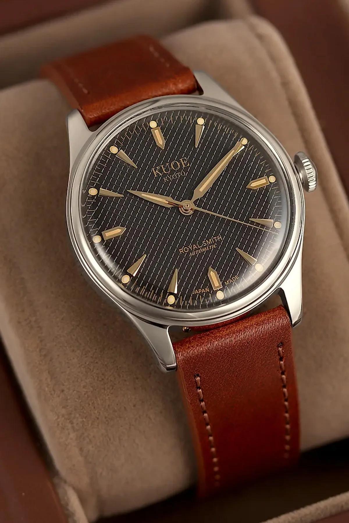 Royal Smith - 90-006 - Black Dial/Silver - Smooth Brown Leather